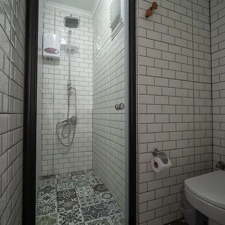 Isik Apartmanhotel 3*