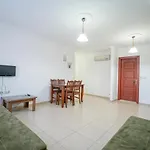 Isik Aparthotel